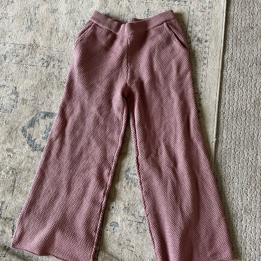 Women's Textured Mauve Pants